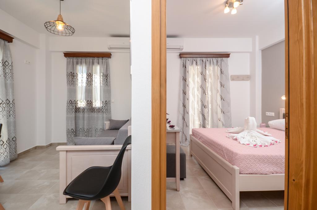 Margaritis Apartments 2 Agia Anna  ภายนอก รูปภาพ