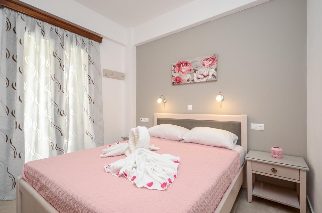 Margaritis Apartments 2 Agia Anna  ภายนอก รูปภาพ