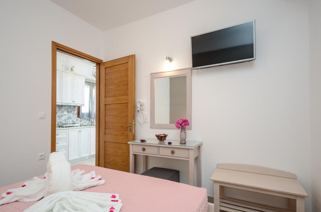 Margaritis Apartments 2 Agia Anna  ภายนอก รูปภาพ